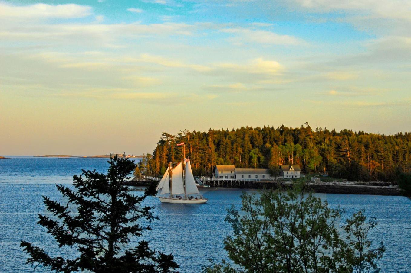 Where to Stay in Boothbay Harbor for Sailing & Coastal Adventures